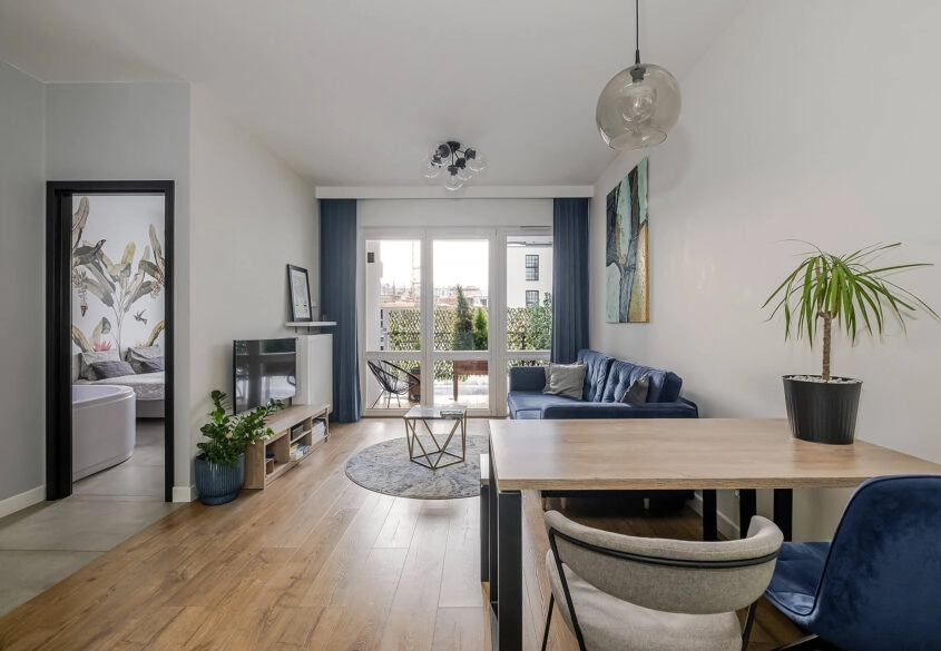 Słoneczne 2 pokoje duży balkon 10 minut do Neptuna