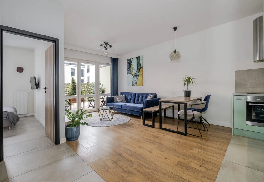 Słoneczne 2 pokoje duży balkon 10 minut do Neptuna