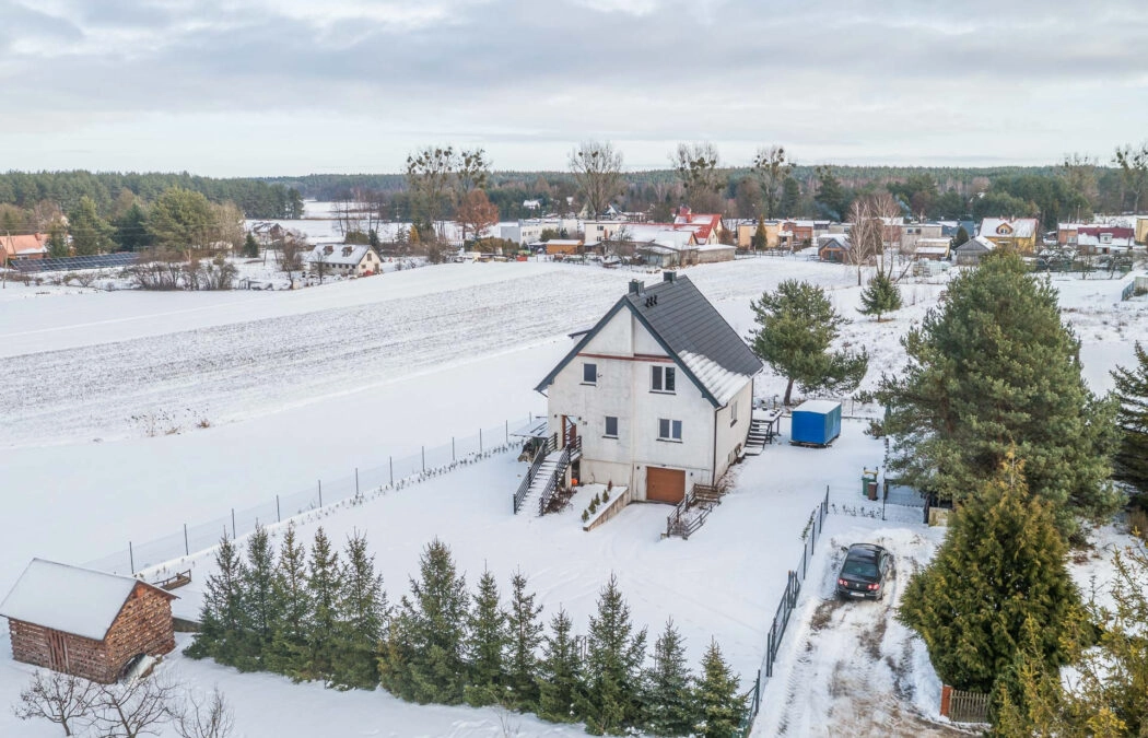 Gotowy do zamieszkania dom pośród pięknej natury!!