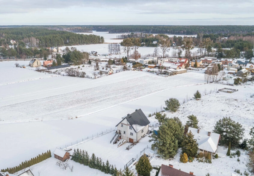 Gotowy do zamieszkania dom pośród pięknej natury!!