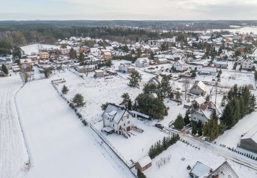 Gotowy do zamieszkania dom pośród pięknej natury!!
