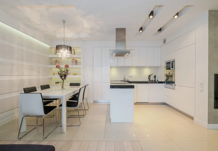 Mieszkanie 3 pokoje na Ujeścisku z halą garażową