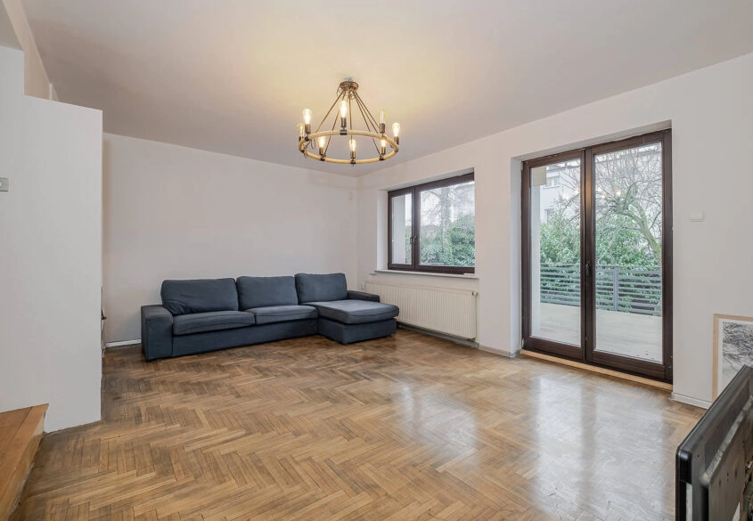 Dom wolnostojący z tarasem i garażem od zaraz!