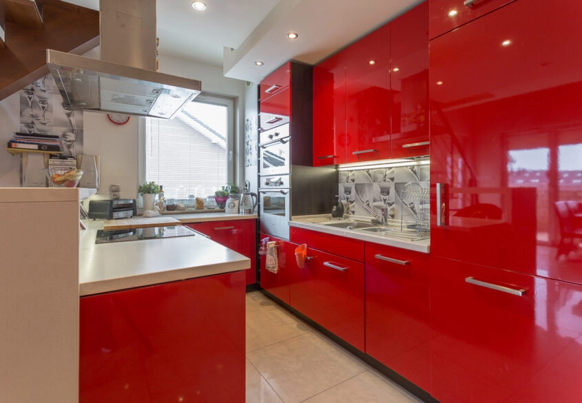 Dwupoziomowe, 4 pokojowe mieszkanie z tarasem