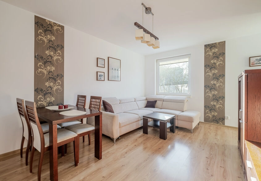 2 pokoje przy lesie- balkon- pas nadmorski- winda