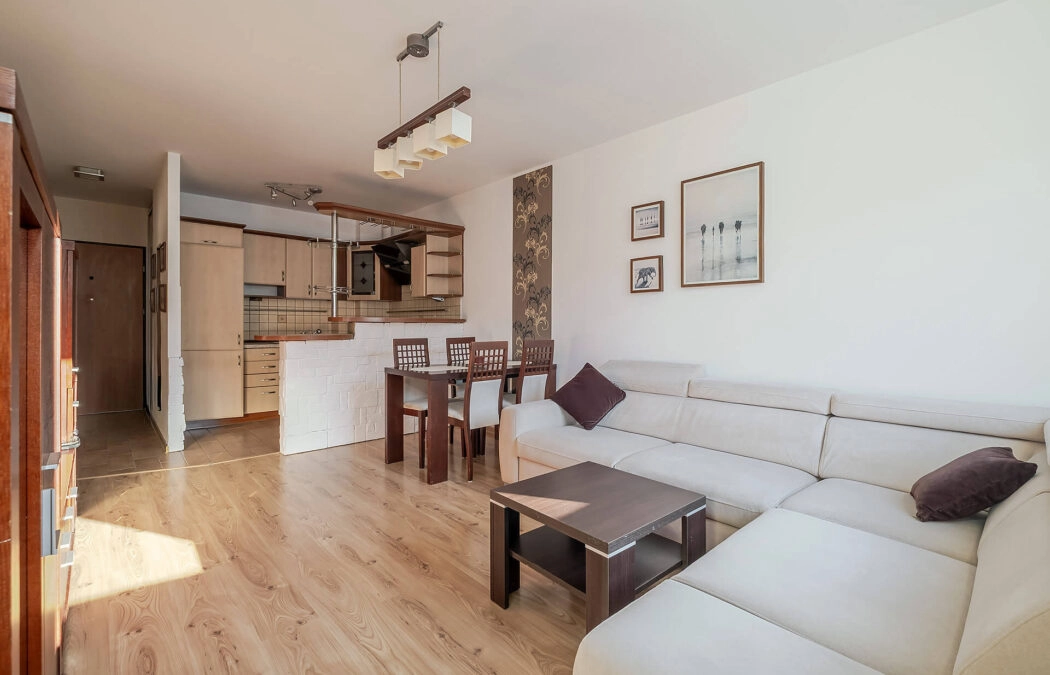 2 pokoje przy lesie- balkon- pas nadmorski- winda