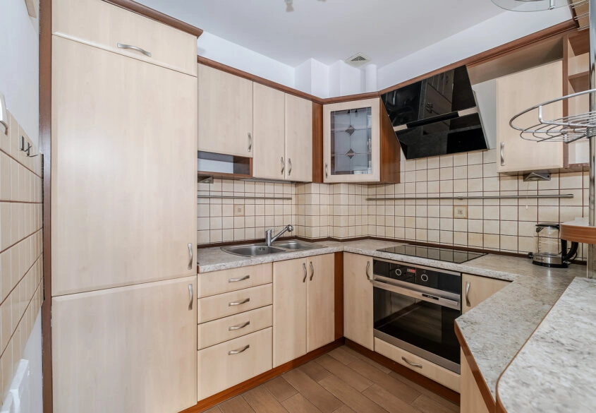 2 pokoje przy lesie- balkon- pas nadmorski- winda