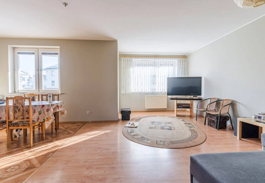 3 pokoje z dużym balkonem !