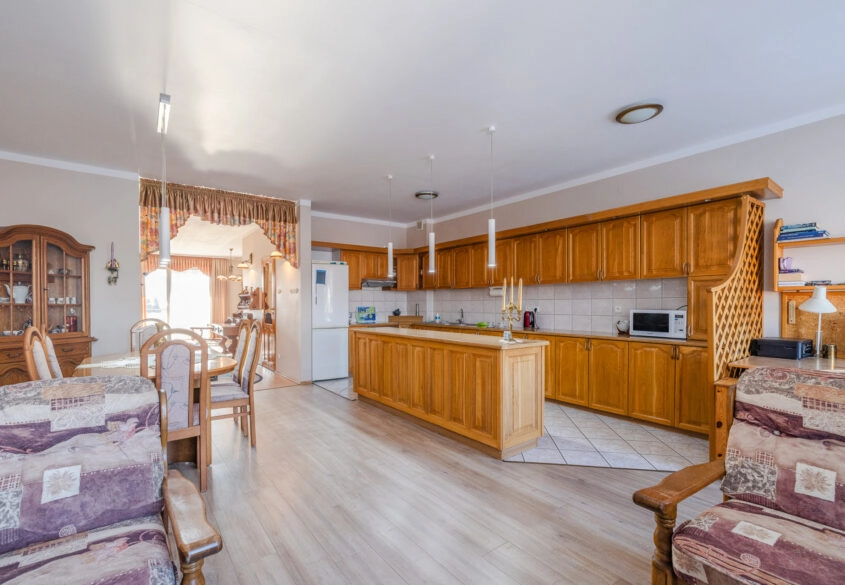 Mieszkanie+lokal usł. 359 m Iława ul. Dąbrowskiego