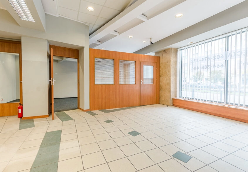 Lokal handlowo usługowy z witryną Wrzeszcz