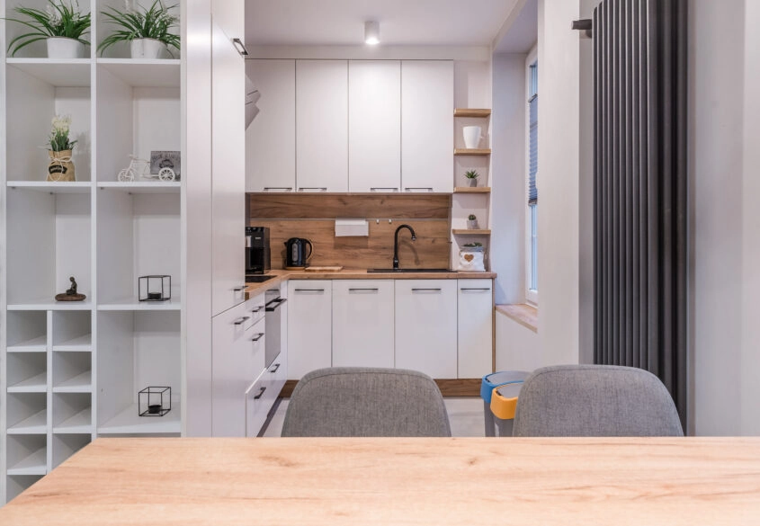 2 pokoje po remoncie, Chlebnicka, 1 piętro.