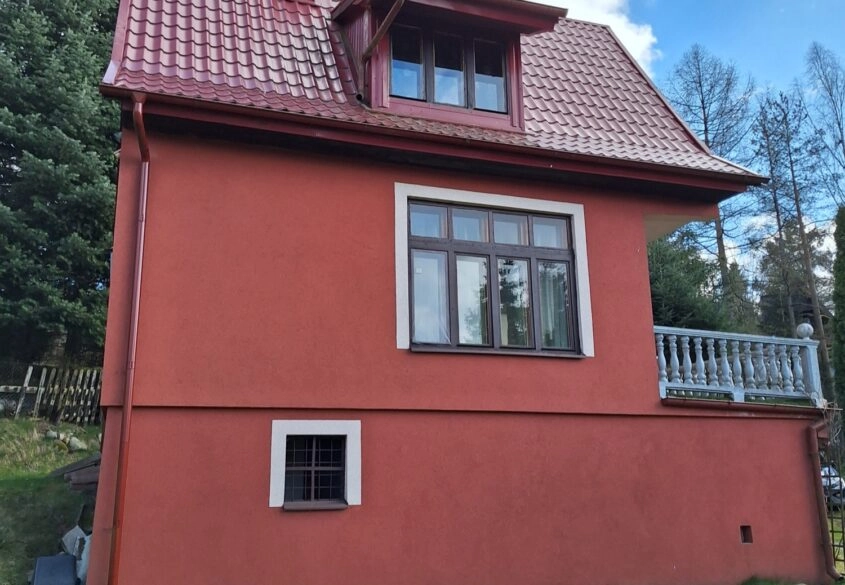 Domek  300 m od jeziora  na Kaszubach / Zajezierze