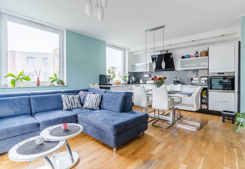 4 pokoje, miejsce w hali! Winda! Dla rodziny!