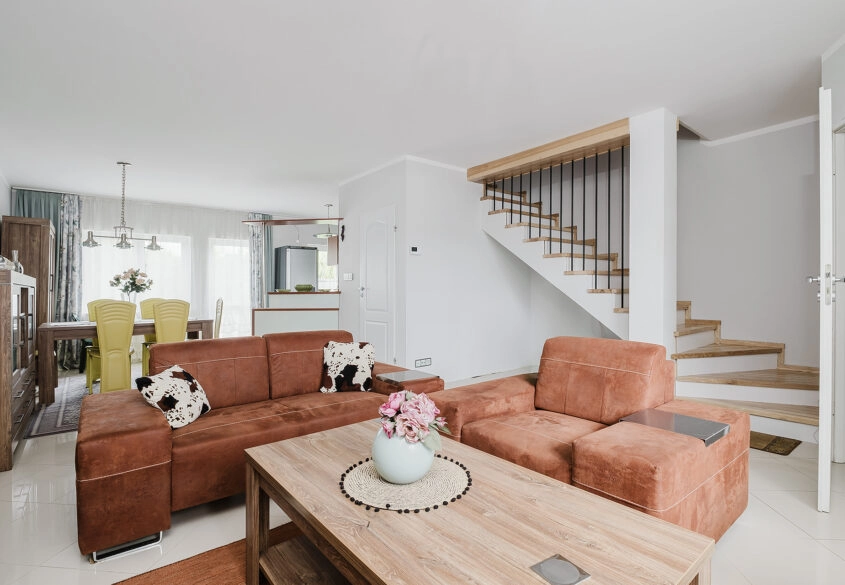 Luzino - bliźniak z garażem i słoneczną działką