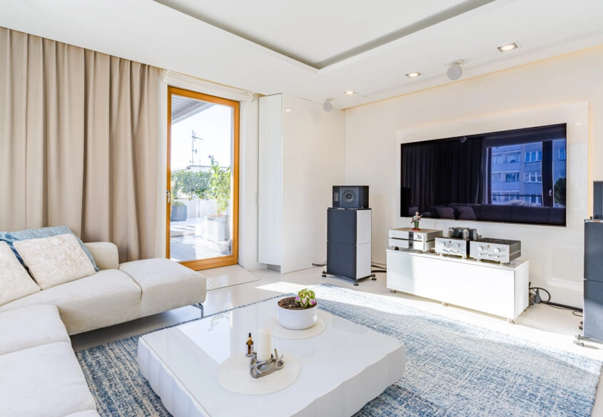 Luksusowy penthouse z prywatną windą i tarasem!