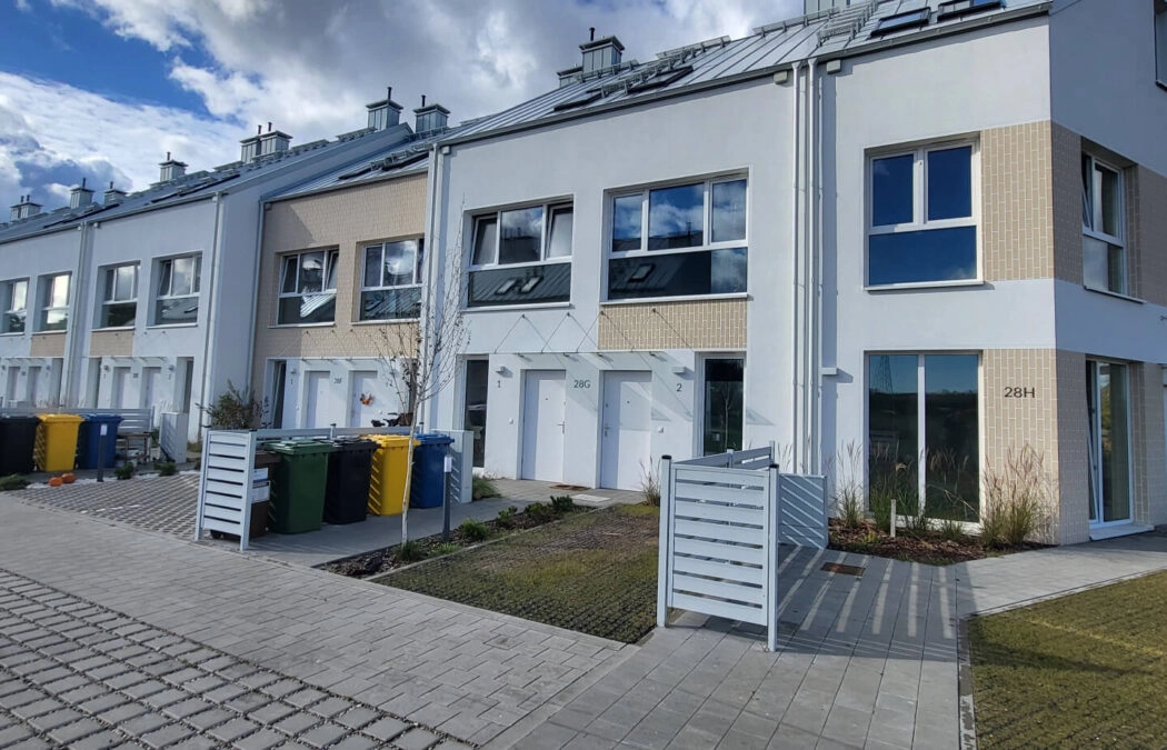 Dom skrajny 7 pokojowy pow. 166m2, ogród 151m2