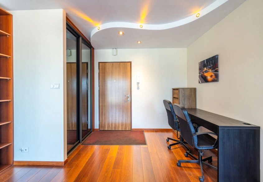 Słoneczna kawalerka na Morenie