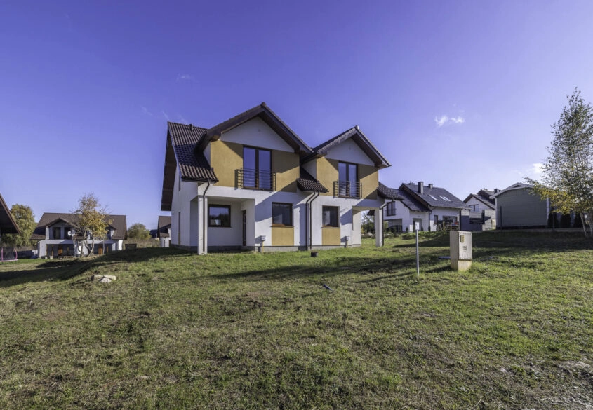 Dom bliźniak w urokliwej okolicy!