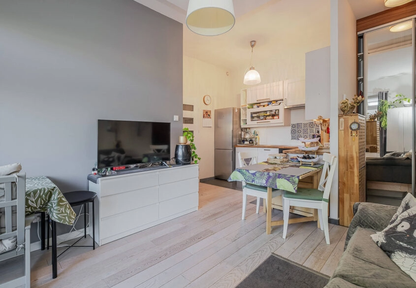 2-pokoje z ogródkiem gotowe do zamieszkania Osowa!