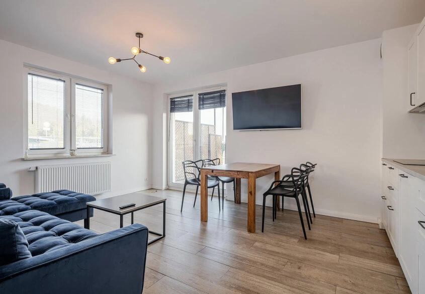 3pok na parterze, duży taras+ hala i komórka!