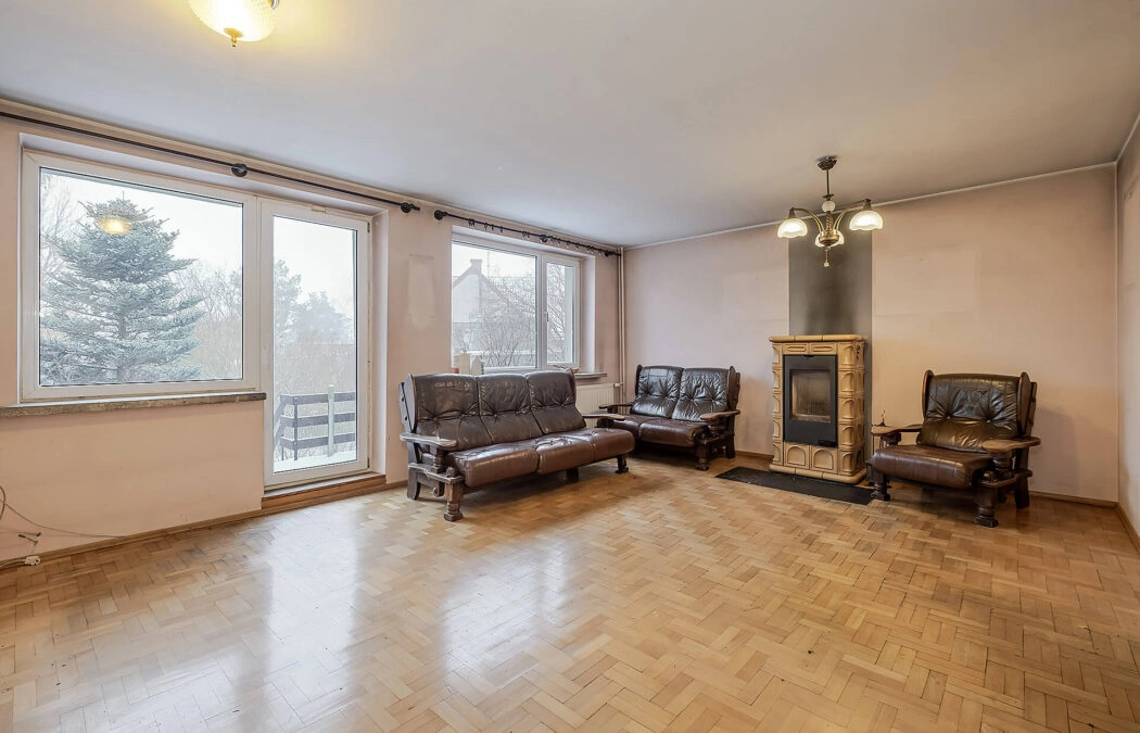 Dom w świetnej lokalizacji | CO i woda miejskie