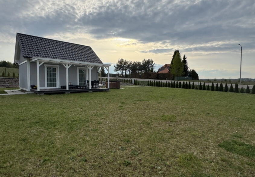 Piękny domek na Kaszubach 1399 m2 działka