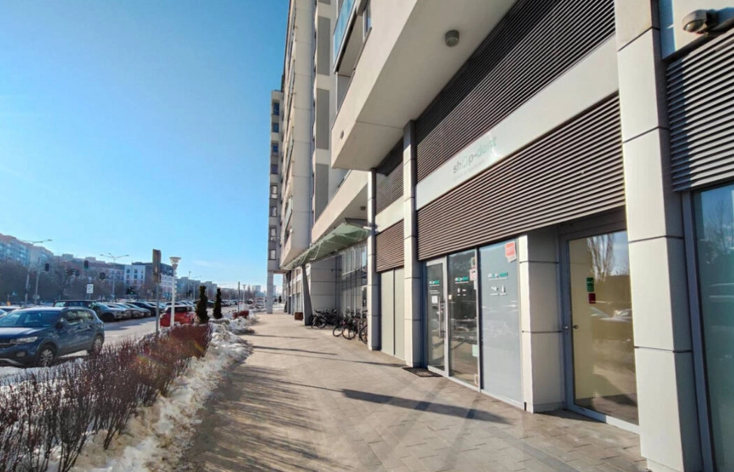 Aviator- lokal na parterze/ od 1 marca