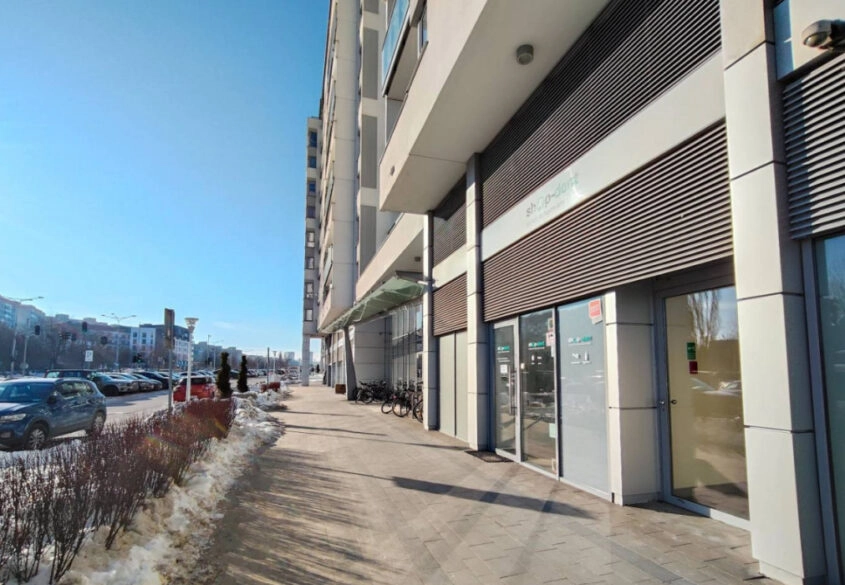 Aviator- lokal na parterze/ od 1 marca