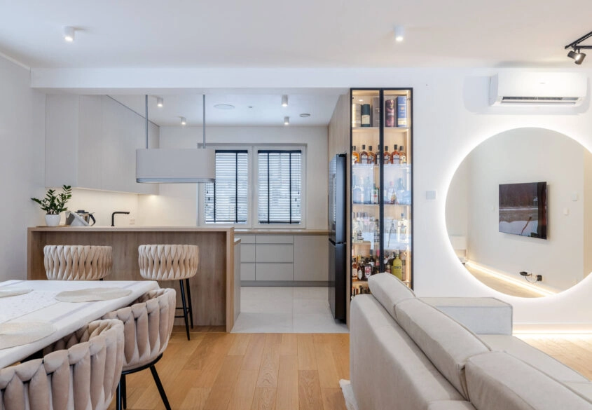 Dom wolnostojący na dużej działce