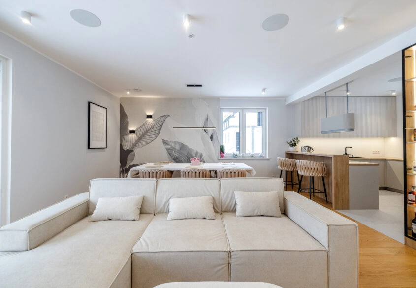 Dom wolnostojący na dużej działce