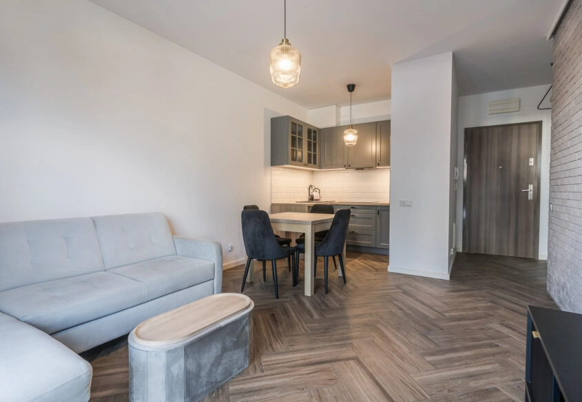 Przytulne 2 pokoje z ogródkiem