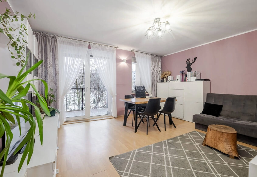 SŁONECZNE 3 POKOJE JASIEŃ W SPOKOJNEJ OKOLICY