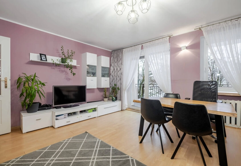 SŁONECZNE 3 POKOJE JASIEŃ W SPOKOJNEJ OKOLICY