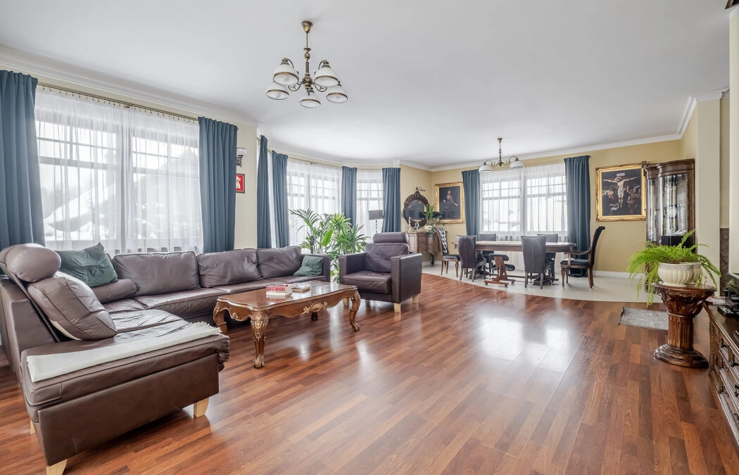 Tylko u nas - w bezpośrednim sąsiedztwie lasu!