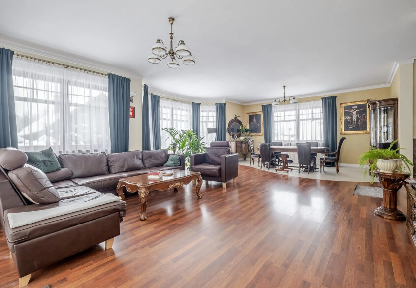 Tylko u nas - w bezpośrednim sąsiedztwie lasu!