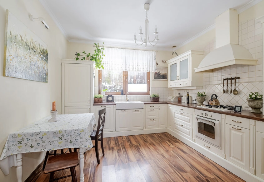 Tylko u nas - w bezpośrednim sąsiedztwie lasu!