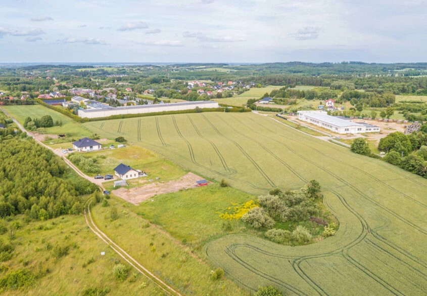 Uzbrojona | Kwadratowa | Mpzp | Na wzgórzu