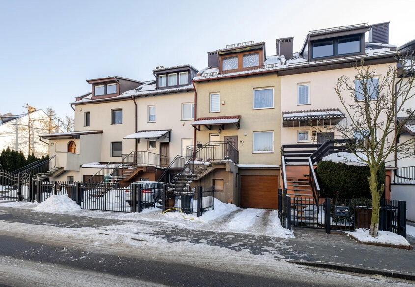 Dom szeregowy, 4 pokoje, ogród, garaż