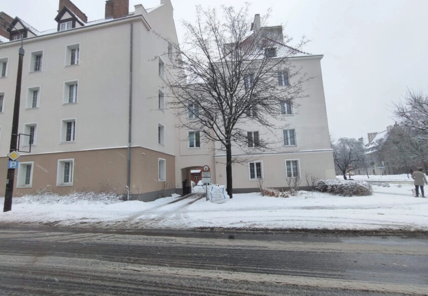 ŚRÓDMIEŚCIE 31.5m2 7 MINUT OD NEPTUNA!