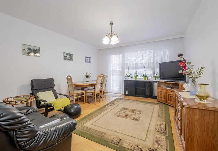 3 pokoje z osobną kuchnią