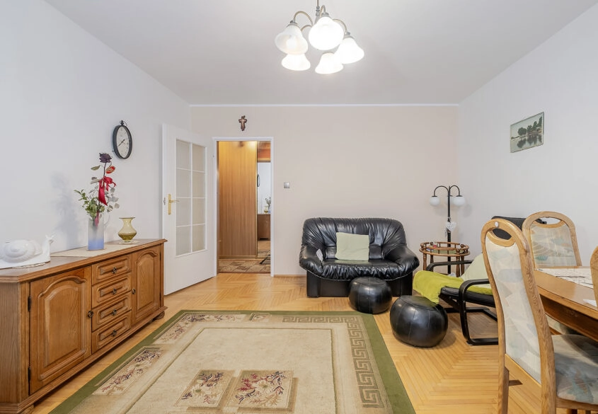 3 pokoje z osobną kuchnią