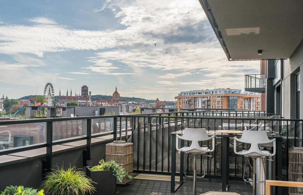 Taras 75m2 z widokiem na panoramę Gdańska