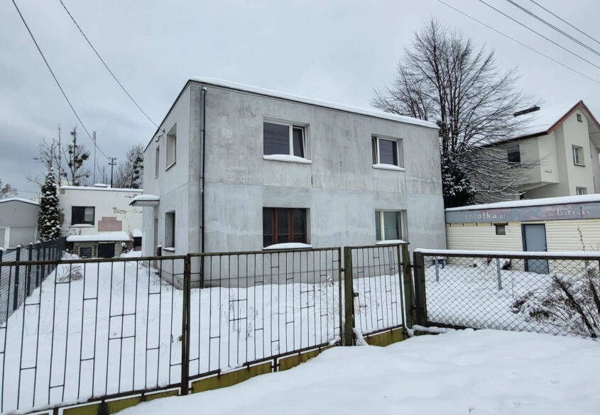 Budynek wolnostojący pod lokal usługowy