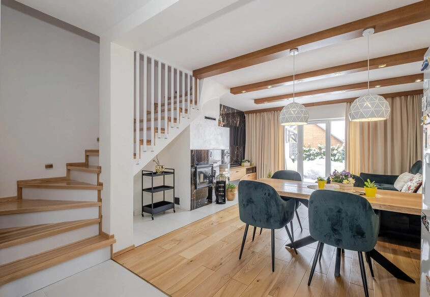 Dom w zabudowie Bliźniaczej/ładne wnętrze