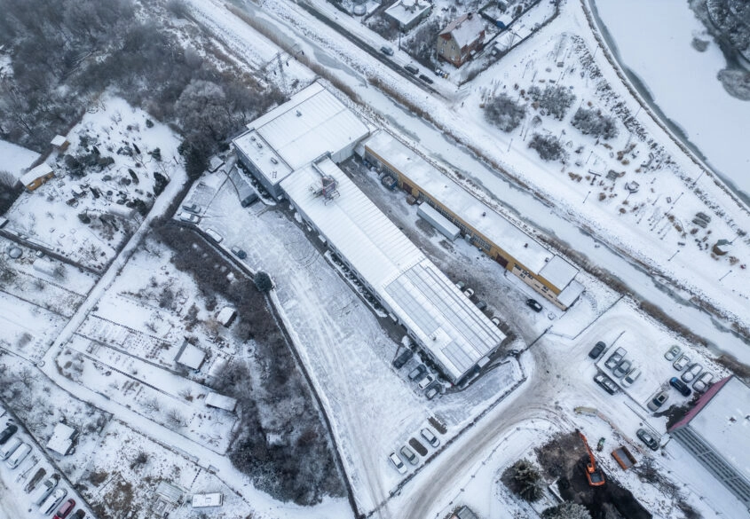 Obiekt biurowo-magazynowy - tuż przy drodze S7!