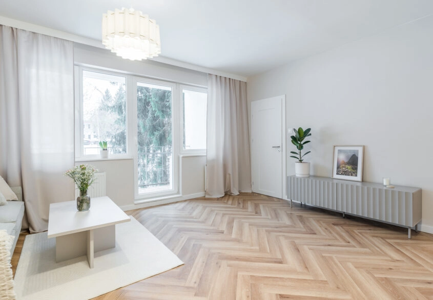 Słoneczne 2 pok po remoncie świetnie skomunikowane