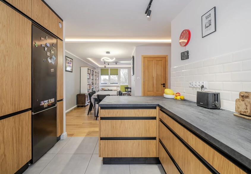 Po remoncie, gotowe do wprowadzenia.