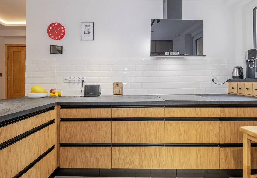 Po remoncie, gotowe do wprowadzenia.