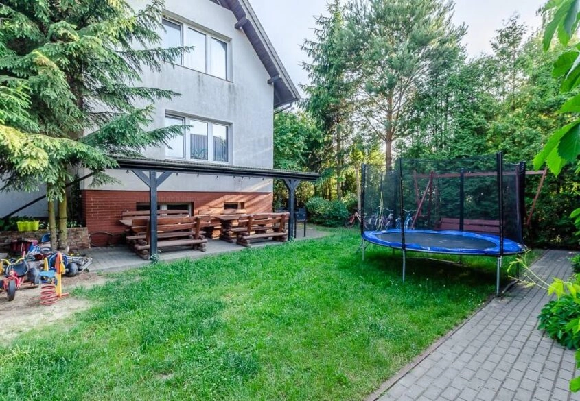 Dom z pensjonatem w Stegnie