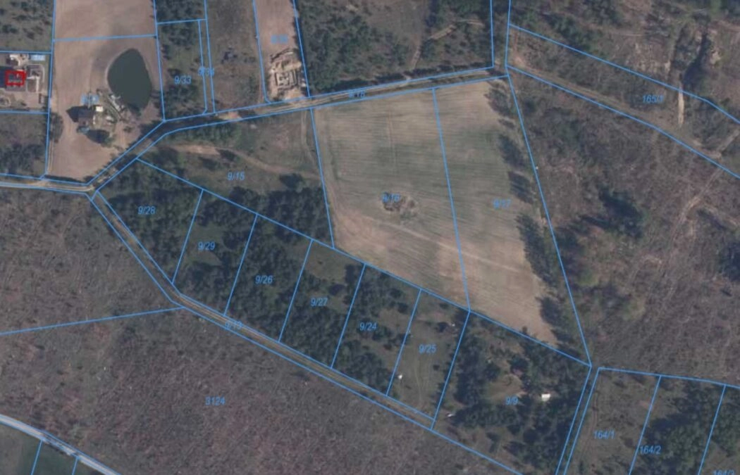 Urokliwa działka na wsi